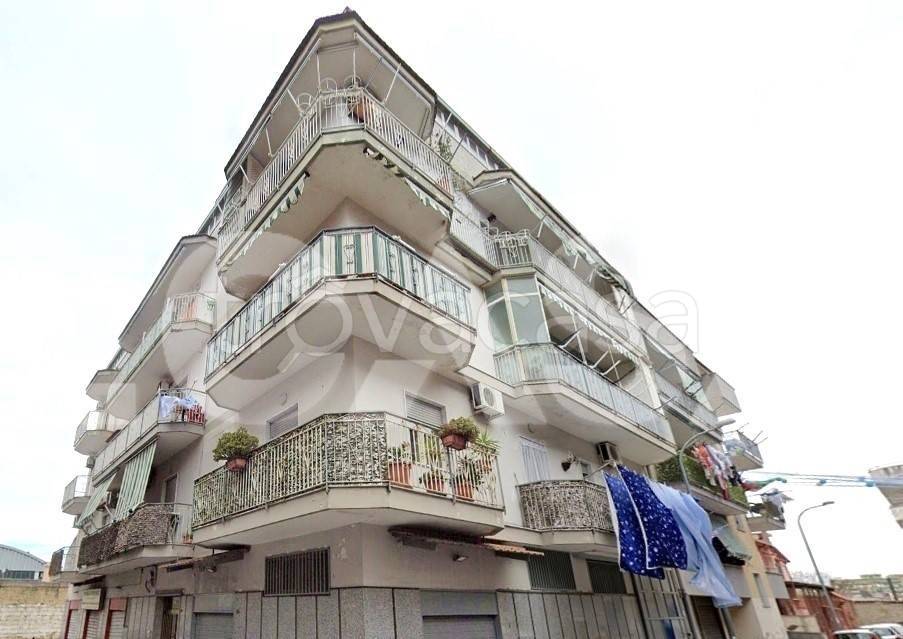 appartamento in vendita a Napoli in zona Secondigliano