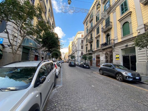 appartamento in vendita a Napoli in zona Porto