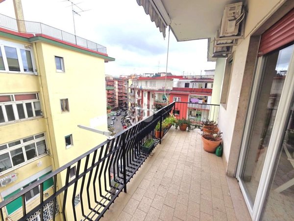 appartamento in vendita a Napoli in zona Arenella