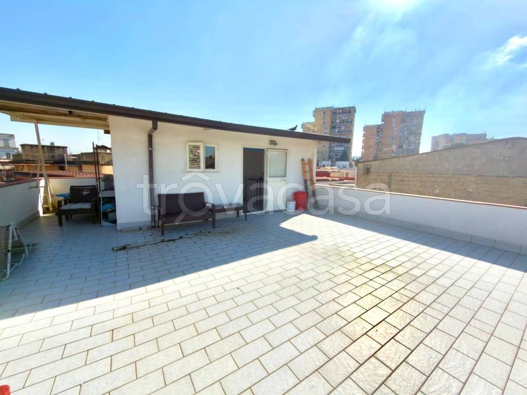 appartamento in vendita a Napoli in zona Piscinola