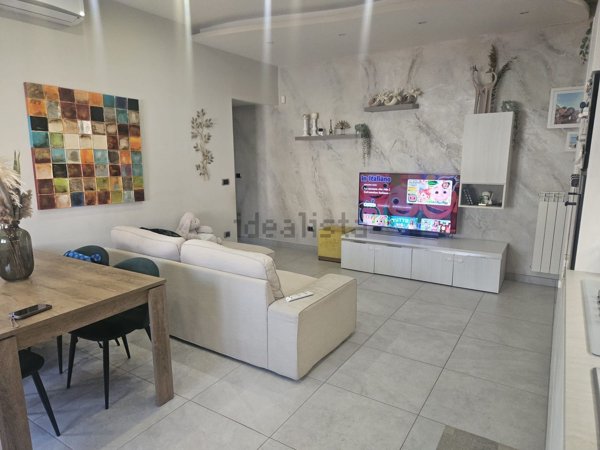 appartamento in vendita a Napoli in zona Pianura