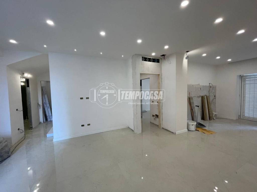 appartamento in vendita a Napoli