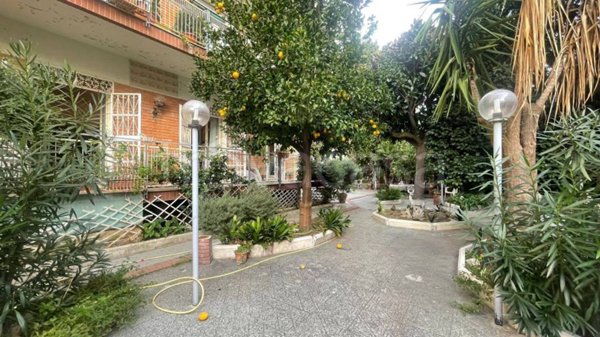 appartamento in vendita a Napoli in zona Capodimonte / Colli Aminei