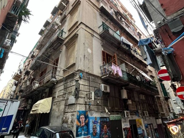 appartamento in vendita a Napoli in zona Montecalvario