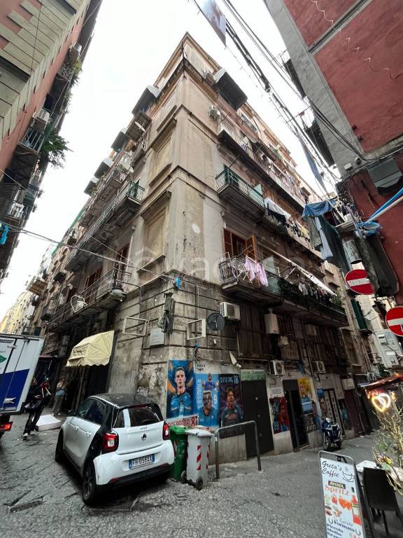 appartamento in vendita a Napoli in zona Montecalvario