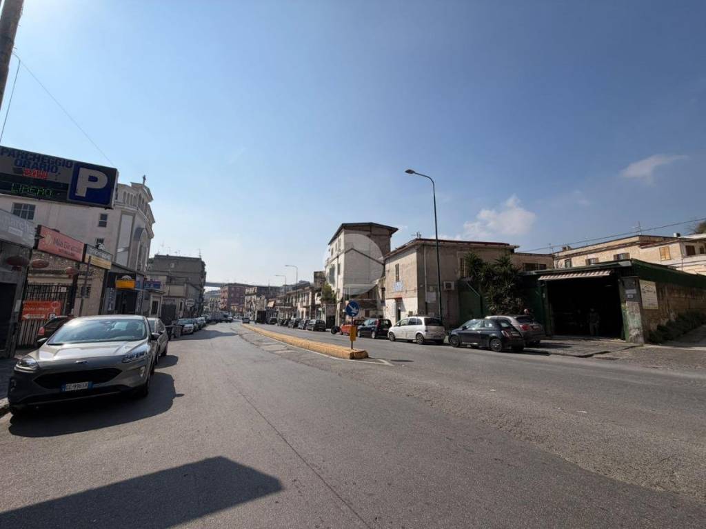 appartamento in vendita a Napoli in zona Capodichino