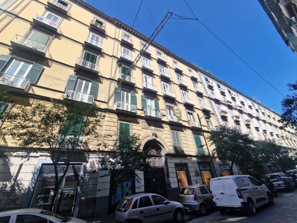 appartamento in vendita a Napoli in zona San Lorenzo