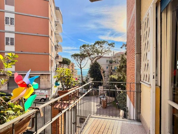 appartamento in vendita a Napoli in zona Posillipo