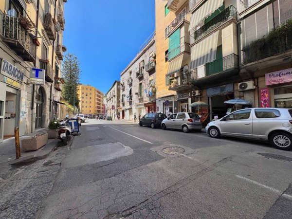 appartamento in vendita a Napoli in zona Fuorigrotta