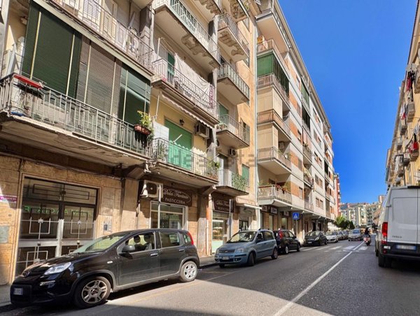 appartamento in vendita a Napoli in zona Fuorigrotta