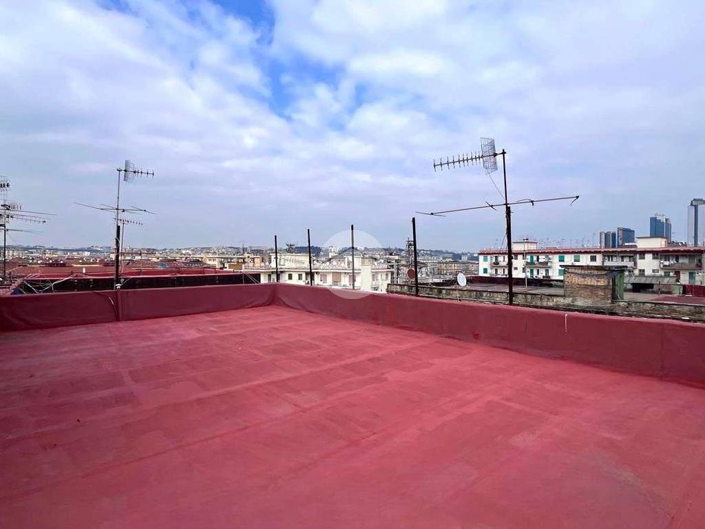 appartamento in vendita a Napoli in zona Vicaria