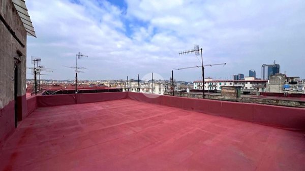 appartamento in vendita a Napoli in zona Vicaria