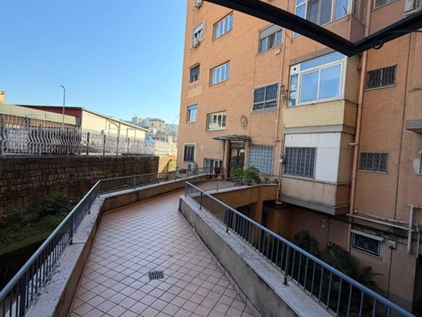 appartamento in vendita a Napoli in zona Vomero