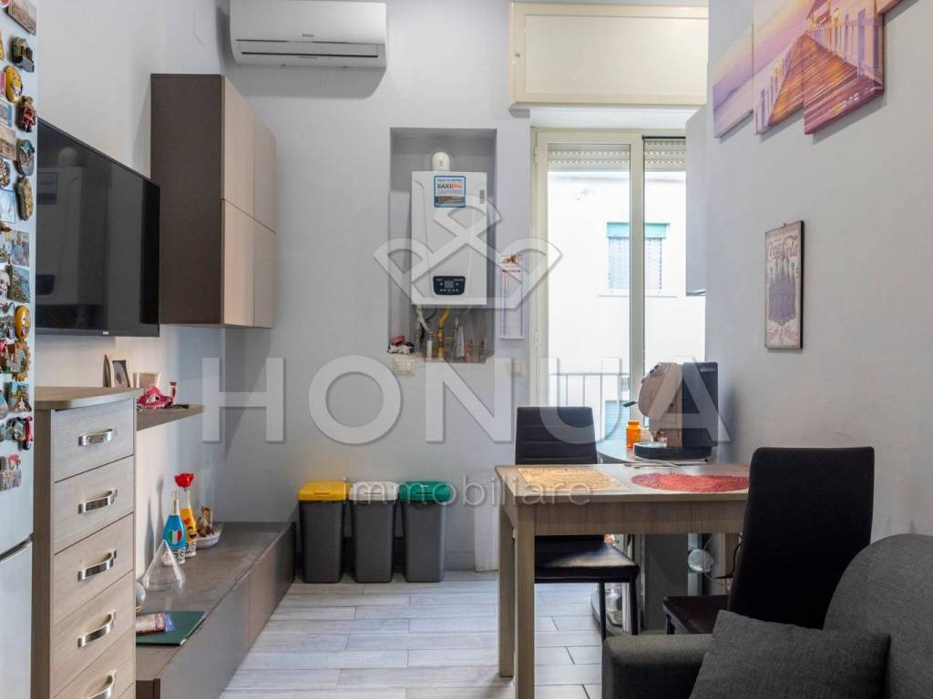 appartamento in vendita a Napoli in zona Arenella