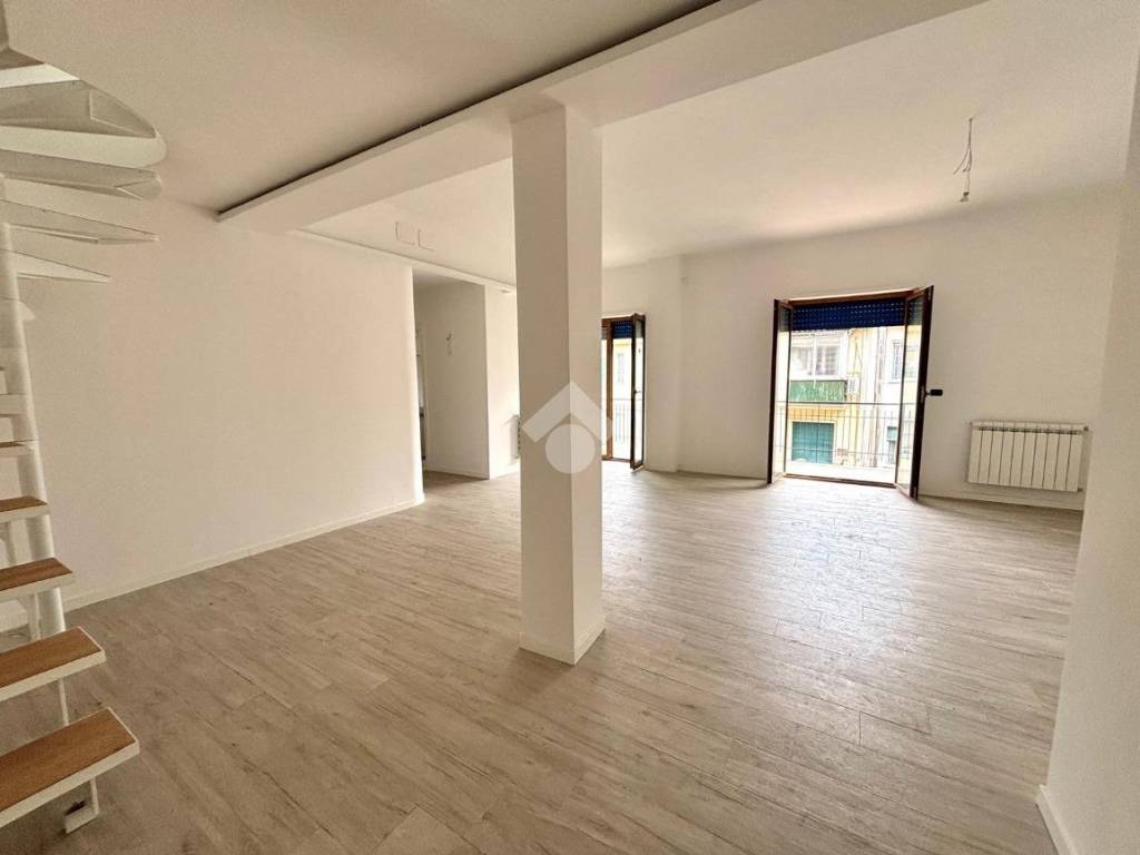 appartamento in vendita a Napoli in zona Vomero