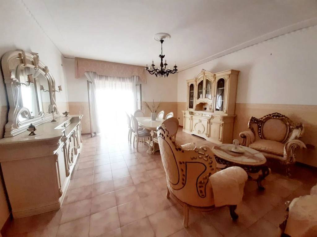 appartamento in vendita a Napoli in zona Piscinola