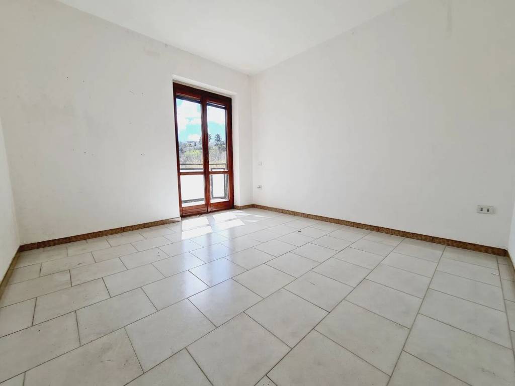 appartamento in vendita a Napoli in zona Piscinola