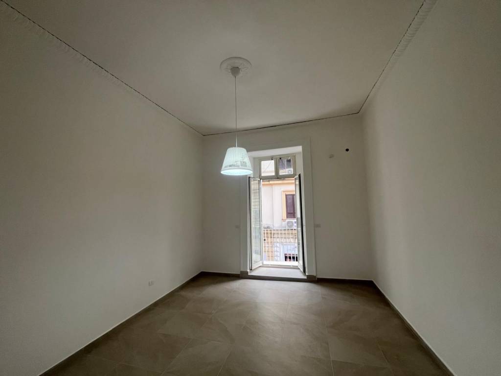 appartamento in vendita a Napoli in zona San Lorenzo