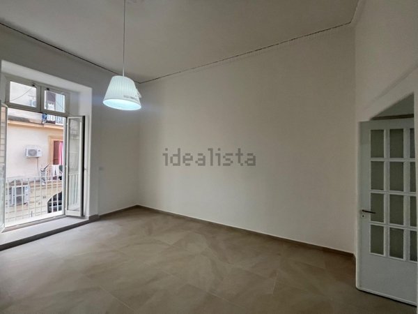 appartamento in vendita a Napoli in zona San Lorenzo