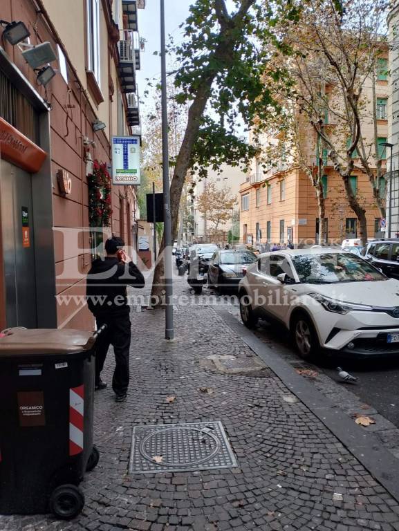 bivano in vendita a Napoli in zona Vomero