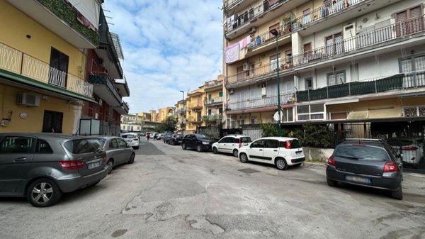 appartamento in vendita a Napoli in zona Pianura