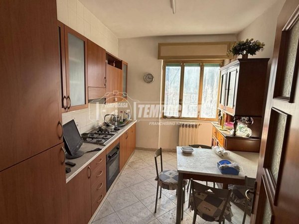 appartamento in vendita a Napoli in zona Fuorigrotta