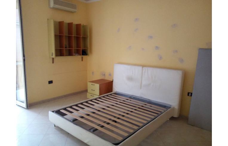 appartamento in vendita a Napoli in zona Vicaria