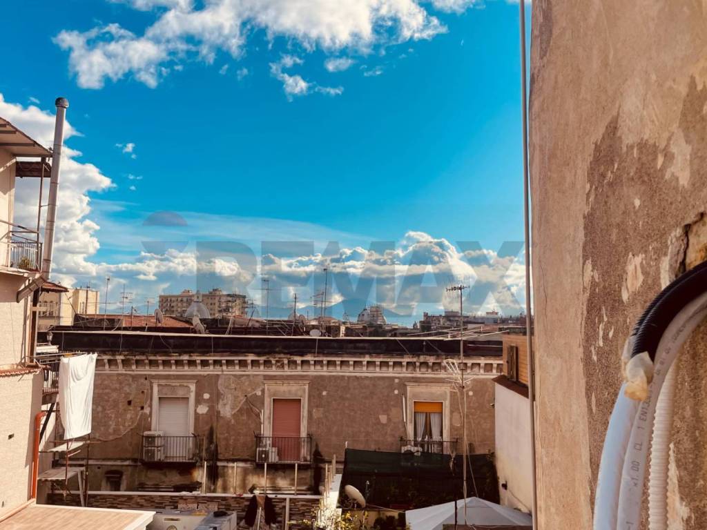 appartamento in vendita a Napoli in zona Pendino / San Giuseppe