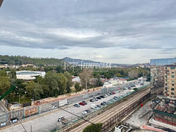 appartamento in vendita a Napoli in zona Bagnoli
