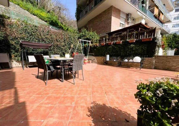 appartamento in vendita a Napoli in zona Fuorigrotta
