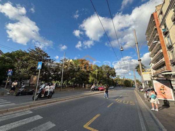 appartamento in vendita a Napoli in zona Stella