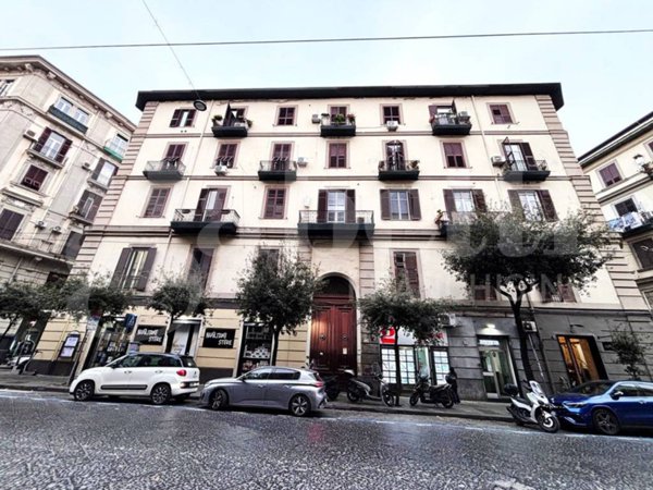 appartamento in vendita a Napoli in zona Pendino / San Giuseppe
