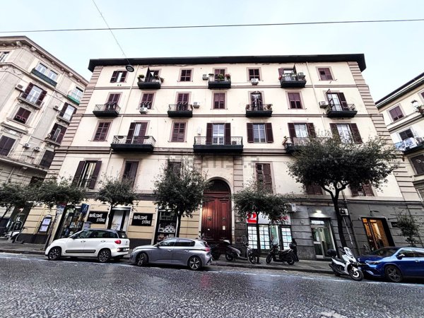 appartamento in vendita a Napoli in zona Pendino / San Giuseppe