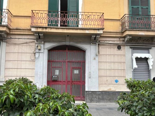 appartamento in vendita a Napoli in zona Barra