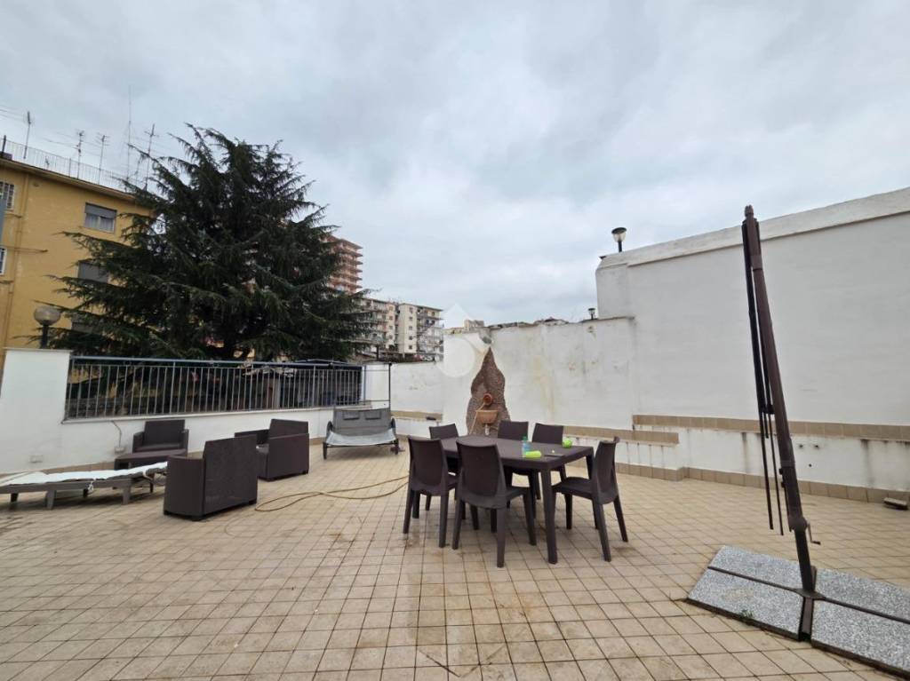 appartamento in vendita a Napoli