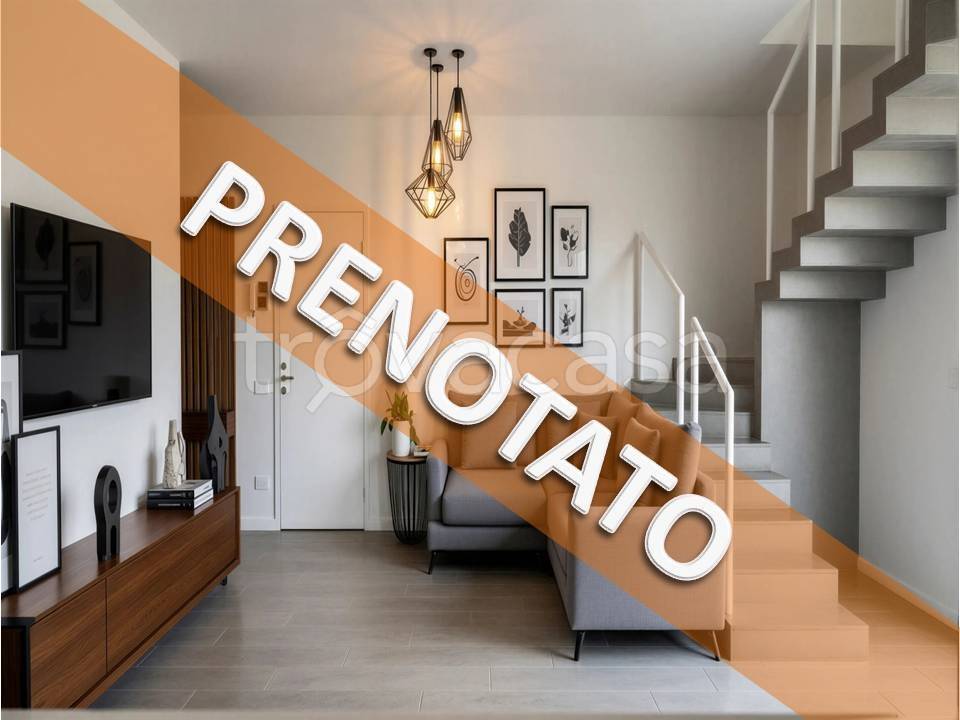 appartamento in vendita a Napoli in zona Barra
