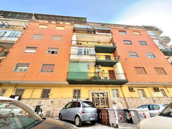appartamento in vendita a Napoli in zona Bagnoli