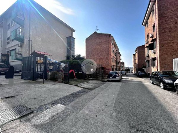 appartamento in vendita a Napoli in zona Soccavo