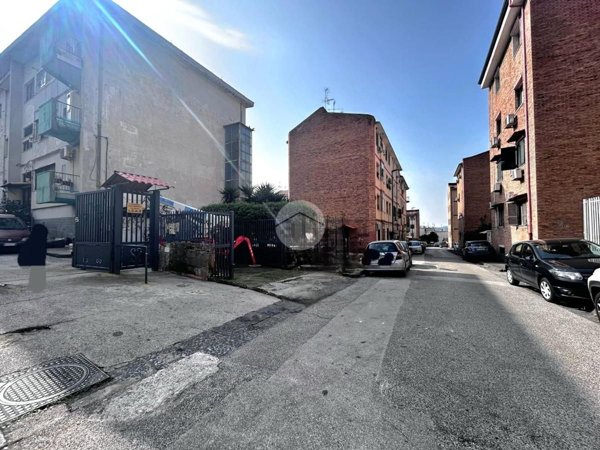 appartamento in vendita a Napoli in zona Soccavo