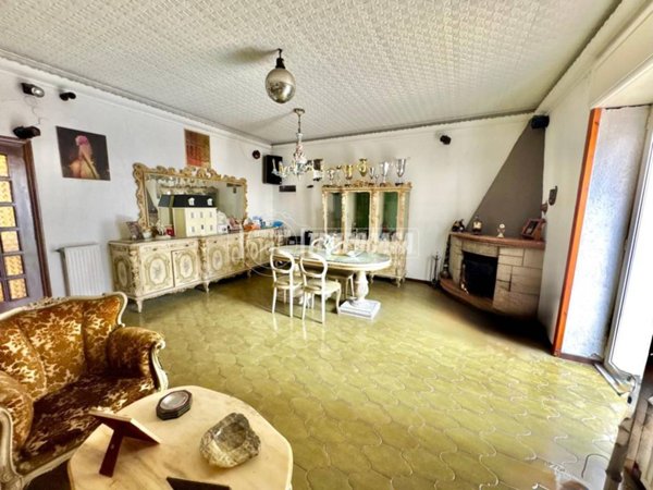 appartamento in vendita a Napoli in zona San Ferdinando