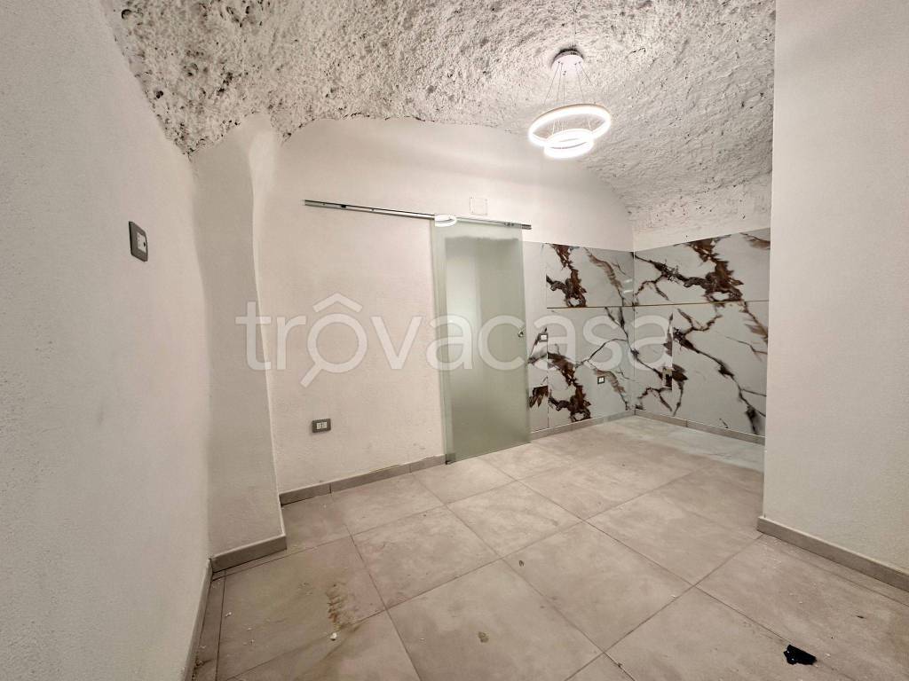 appartamento in vendita a Napoli in zona Mercato