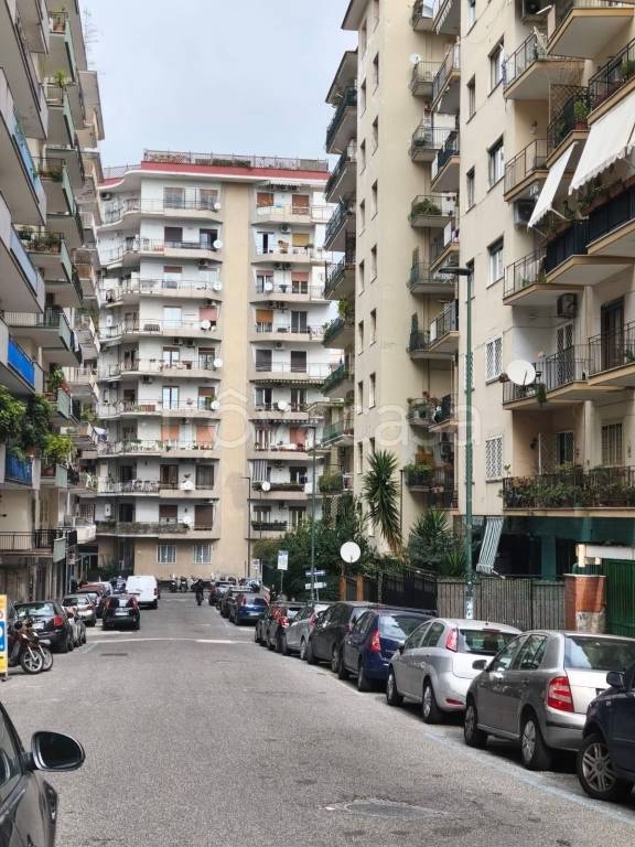 appartamento in vendita a Napoli in zona Vomero