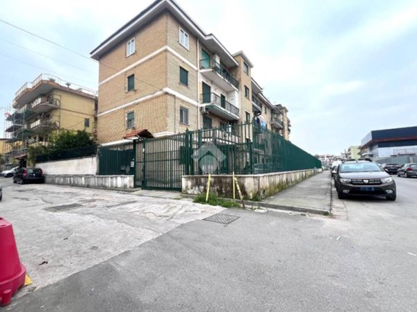 appartamento in vendita a Napoli in zona Secondigliano