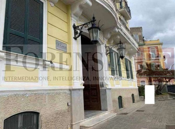 appartamento in vendita a Napoli in zona Posillipo