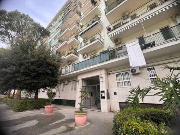 appartamento in vendita a Napoli in zona Capodimonte / Colli Aminei