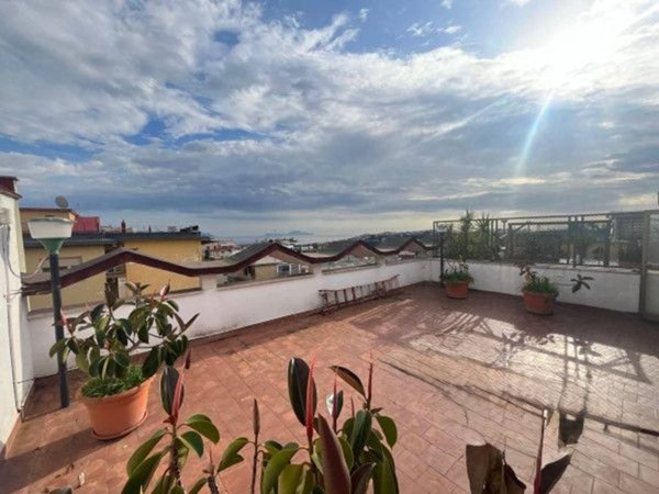 appartamento in vendita a Napoli in zona Vomero