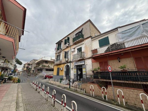 appartamento in vendita a Napoli in zona Barra