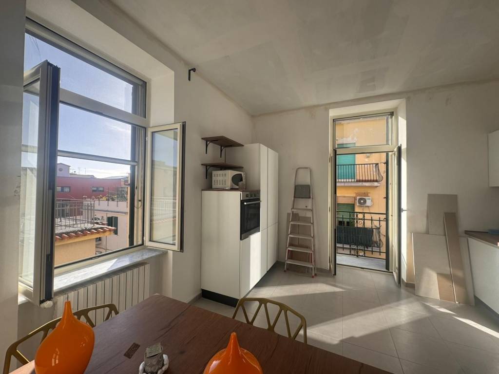 appartamento in vendita a Napoli in zona Bagnoli