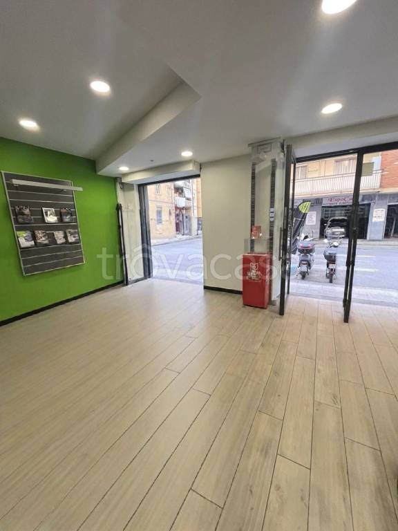 negozio in vendita a Napoli