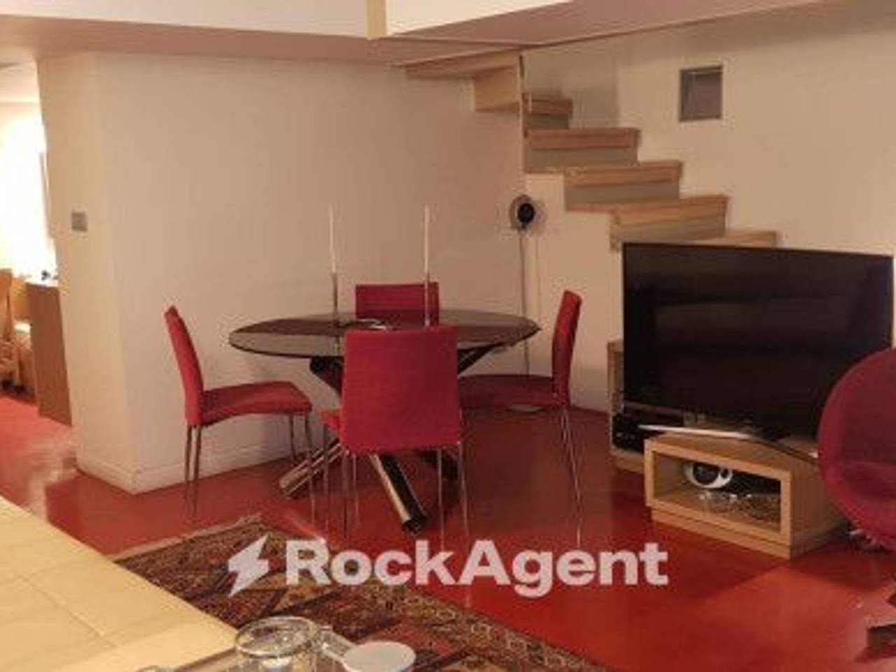 appartamento in vendita a Napoli in zona Chiaia